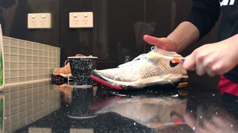 how to clean white nike sneakers